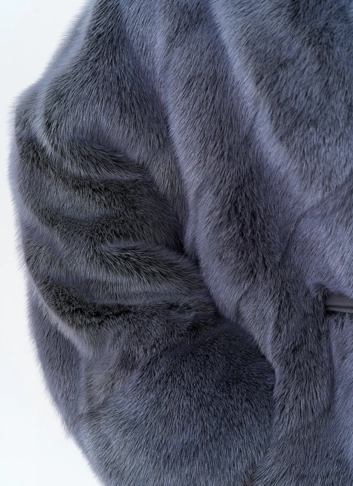 Женская норковая шуба с капюшоном фото