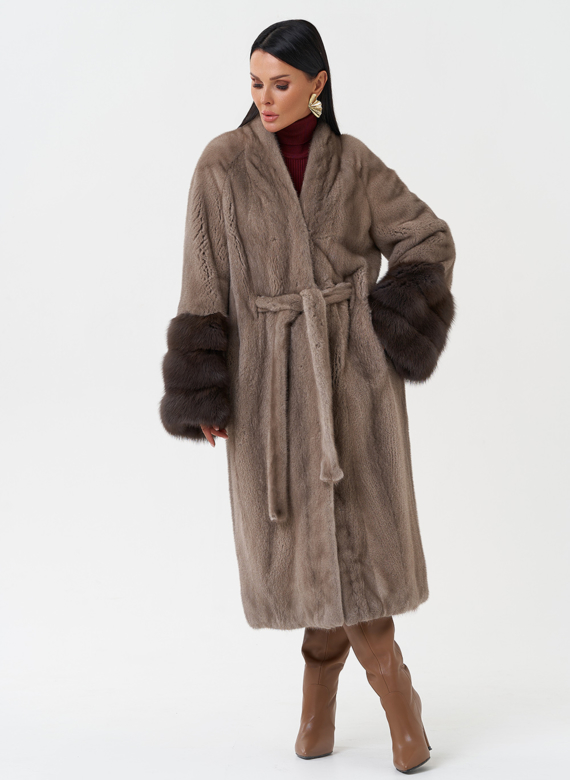 Шуба из меха скандинавской норки