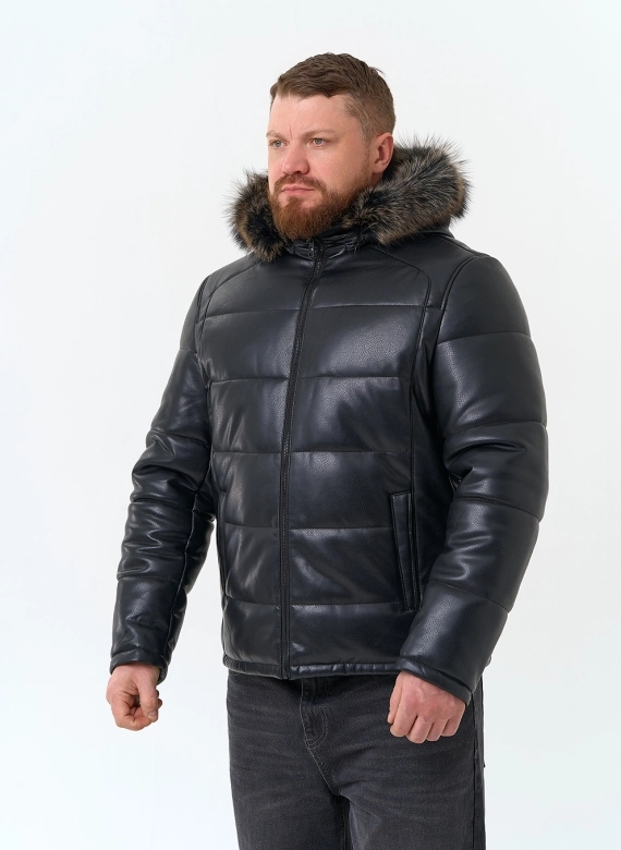 Мужской пуховик из эко кожи с мехом енота на капюшоне фото