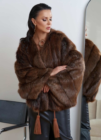 Шуба "болеро" из меха канадского бобра