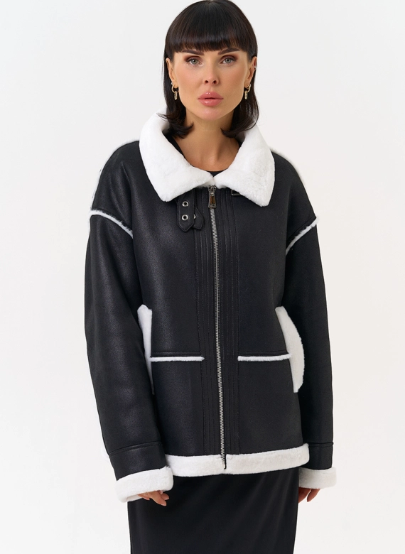 Женская дубленка из эко замши с воротником стойкой