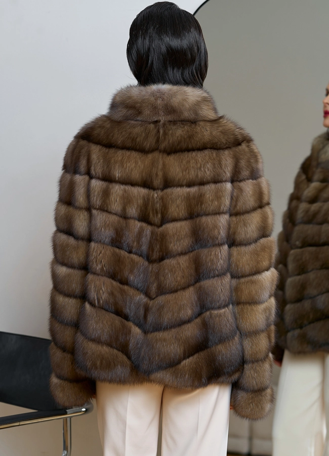 фото Женская шуба из соболя с воротником стойкой модель № 31774 фото