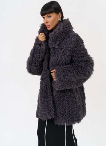 Женская двухсторонняя дубленка с декоративным поясом