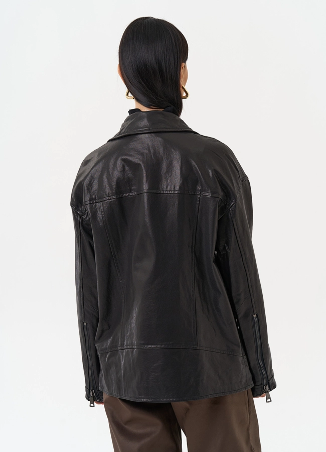 Женская косуха оверсайз черного цвета модель № 29989 в кредит